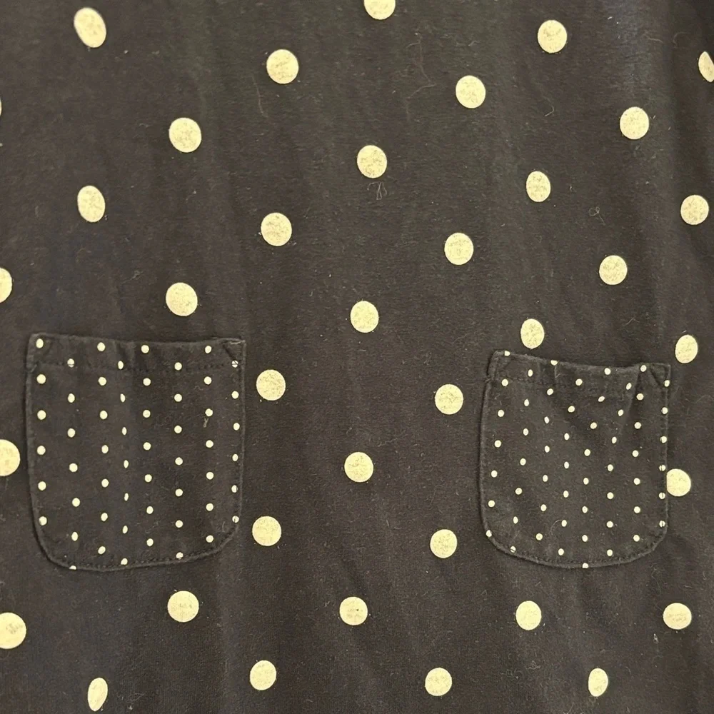GAP Girl’s Sz 3T Long Sleeve Navy Polka Dot Tee w Front Pockets, GUC